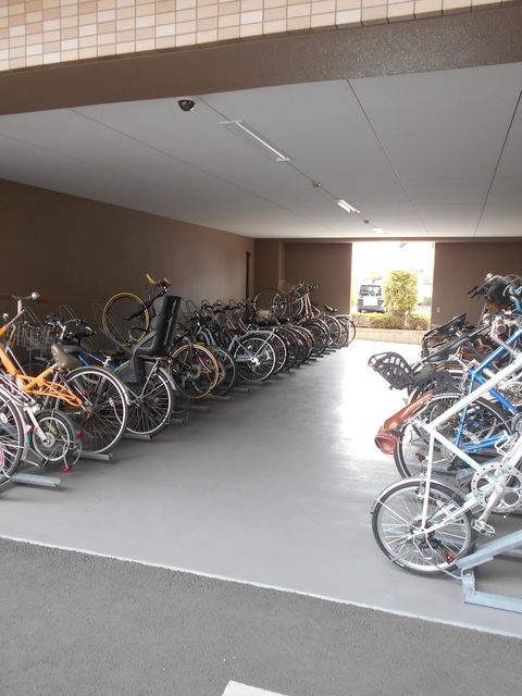 Renovated 4LDK Apartment in Servas Toyohashi Shiota, Aichi - Thumbnail 2