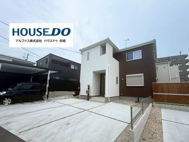 New 4LDK Detached House in Takahama, Aichi with 3 Car Parking - Thumbnail 2