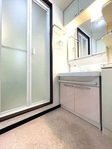 Alex Hills Yotsukaido 7F 3LDK Apartment for Sale - Thumbnail 2