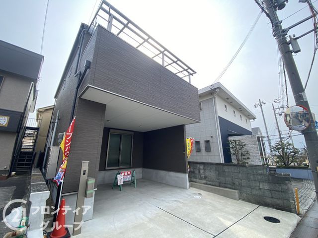 Modern 3LDK House in Neyagawa, Osaka - Thumbnail 2