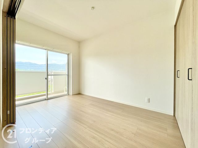 Renovated 3LDK Apartment in Kyoto's Nishikyo Ward - Thumbnail 3