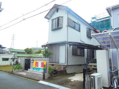 4LDK House Near Higashi-Kishiwada Station, Osaka — Image 1, Kishiwada, Osaka