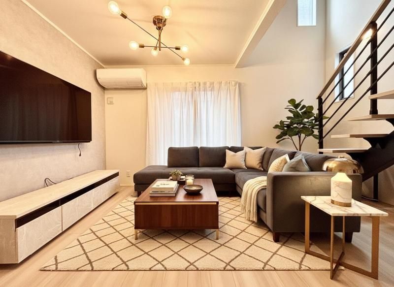 Modern 2LDK House in Kamagaya City with Loft and Parking - Thumbnail 2