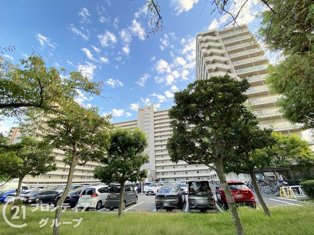 Renovated 3LDK Apartment in Rune Asahi Park, Osaka - Thumbnail 2