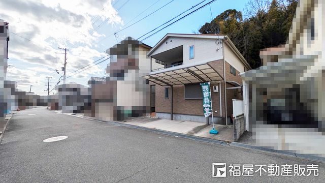 Spacious 3SLDK House in Himeji with Walk-In Closet - Thumbnail 2
