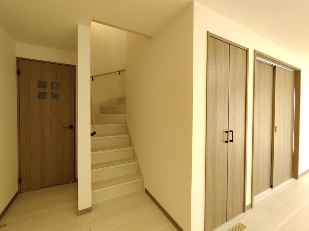 Modern 4SLDK House in Suwa, Nagano - 124.22 sqm - Thumbnail 3