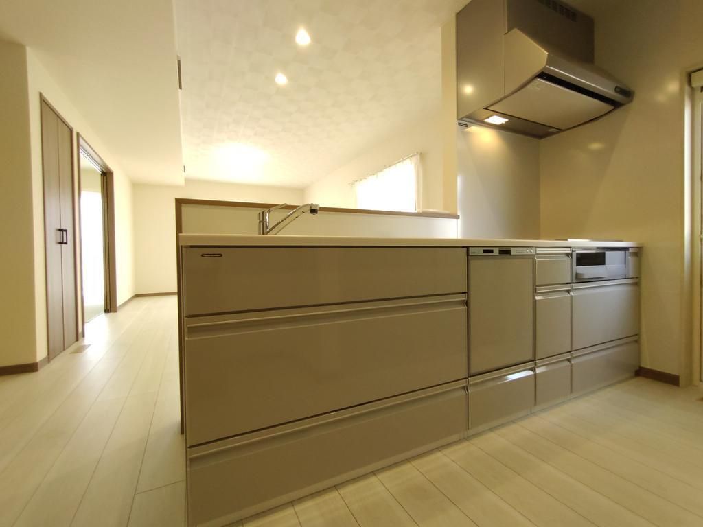 Modern 4SLDK House in Suwa, Nagano - 124.22 sqm - Thumbnail 4