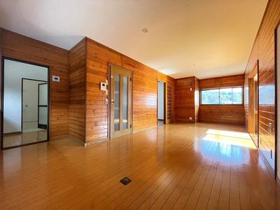 Shiranoe 4-chome Detached House | Used detached house in Moji Ward, Kitakyushu City, 6.4km from Mojiko Station on the JR Kagoshima Main Line (Property Number: 0138420-0003608) — Image 4, Moji, Fukuoka