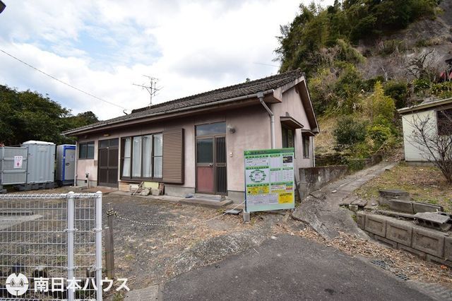 Land for Sale in Tsutsuigawacho, Kagoshima City - 159.39 Tsubo - Thumbnail 2
