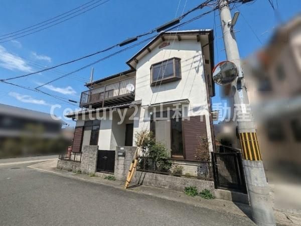 Renovated 4LDK House for Sale in Kameoka, Kyoto - Thumbnail 2