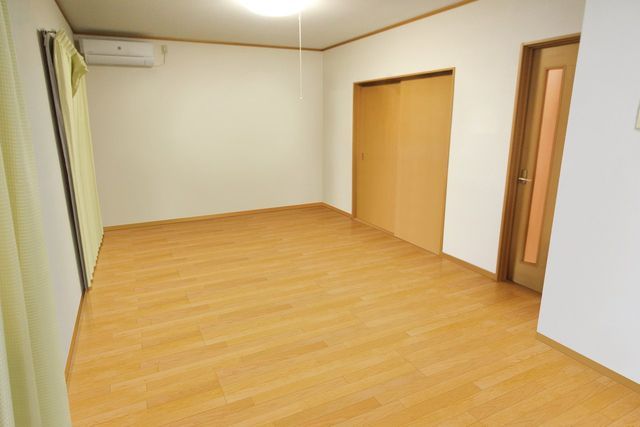 4LDK House in Komaki City, Aichi Prefecture - Thumbnail 3