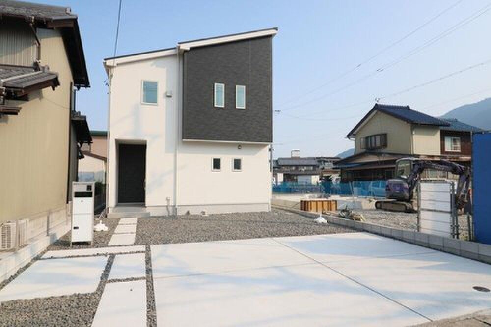 New 5LDK House in Kaizu, Gifu - ZEH Standard, Near Station - Thumbnail 3