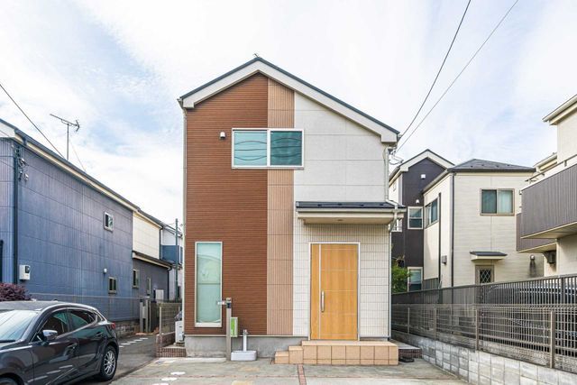 4LDK Detached House for Sale in Zenpukuji, Suginami, Tokyo - Image 7