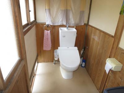 Historic 1873 Farmhouse with Large Land Plot in Kisuki-cho, Unnan — Image 4, Unnan, Shimane