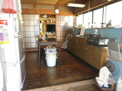 Historic 1873 Farmhouse with Large Land Plot in Kisuki-cho, Unnan — Image 2, Unnan, Shimane