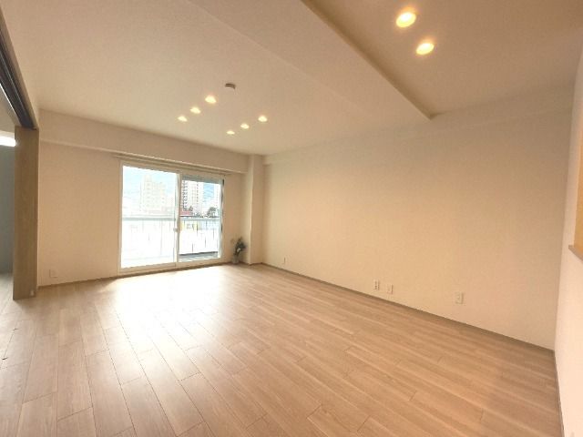Renovated 3LDK Apartment for Sale in Central Sapporo, Lions Mansion - Thumbnail 3
