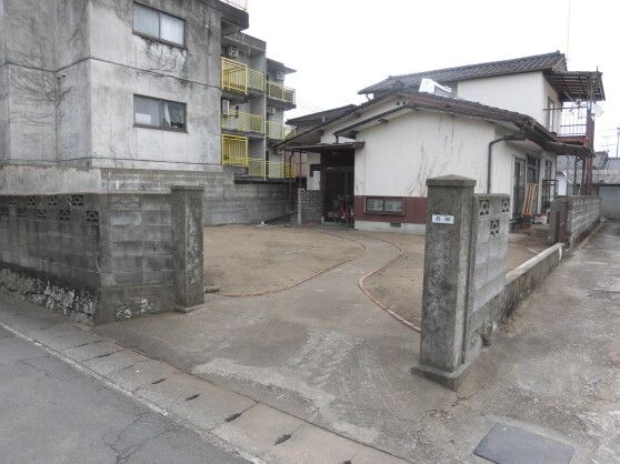 5DK House for Sale in Hitoyoshi, Kumamoto - 92.84 sqm - Thumbnail 2