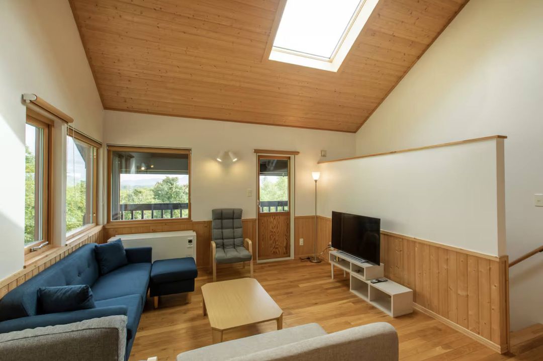 2BR House with Mt Yotei Views in Niseko, Hokkaido - Thumbnail 2