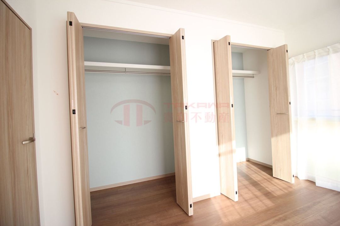 Renovated 3LDK Apartment for Sale in Fukuoka City, Jonan Ward - Thumbnail 3