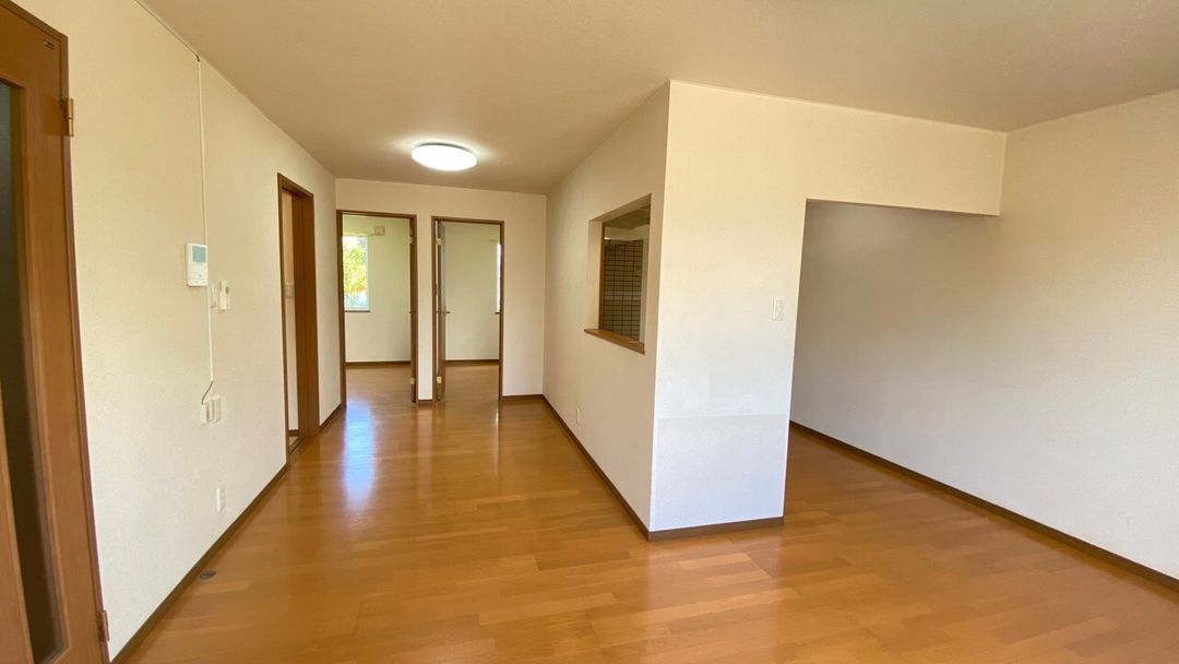 Kutchan Downtown 4-Unit Apartment Building for Sale - Garden Oak 82 - Thumbnail 3