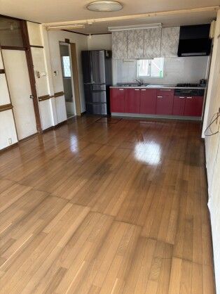 4LDK Wooden House with Garden in Oyodo Town, Nara - Thumbnail 3