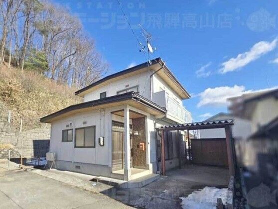 Traditional 7DK Wooden House for Sale in Takayama, Gifu - Thumbnail 2