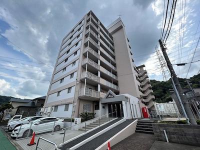 Renovated 4DK Apartment in Moji with Sea Views | ¥6.5M — Image 1, Moji, Fukuoka