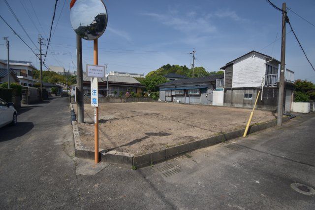 290 sqm Residential Land for Sale in Satsumasendai, Kagoshima - Thumbnail 2