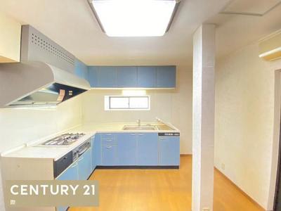 Used detached house in Miyaharacho, Arita City | Arita City, 11-minute walk from Kiimiyahara Station on the JR Kisei Main Line (Property number: 0008681-0008314) — Image 3, Arita, Wakayama