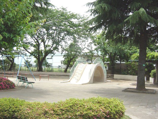 2LDK Apartment in Wakō City, Saitama - Renovated & Sunny - Thumbnail 3