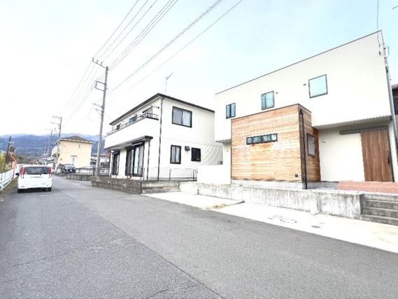 Modern 3LDK House for Sale in Hadano, Kanagawa - Thumbnail 3