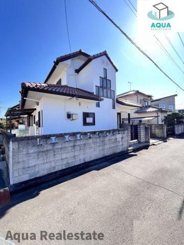 Renovated 4LDK House for Sale in Zentsuji, Kagawa - Image 1