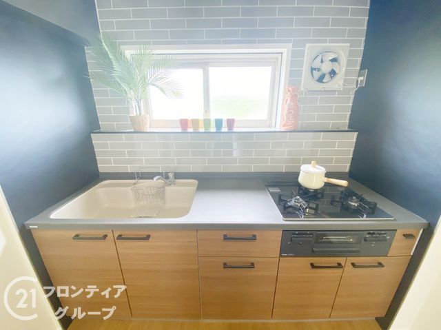 3LDK Apartment for Sale in Takaradai, Kobe - Thumbnail 3