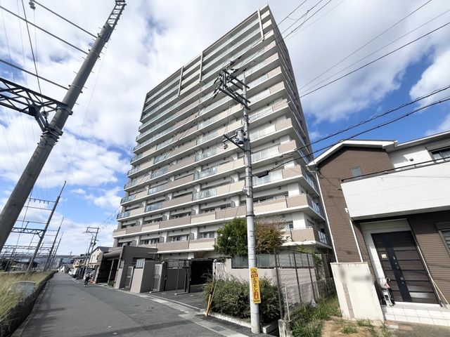 3LDK Apartment for Sale in Tenri City, Nara - Thumbnail 3