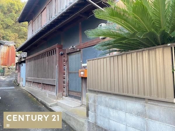 8-Room House for Sale in Kuroe, Kainan City - 1200000 Yen - Thumbnail 3