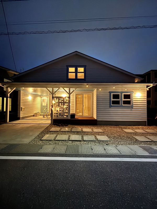 California-Style 3LDK House in Hikone with Solar Panels - Thumbnail 2