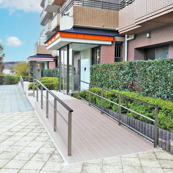2LDK Apartment in Yokosuka with Balcony | Homes.co.jp - Thumbnail 4