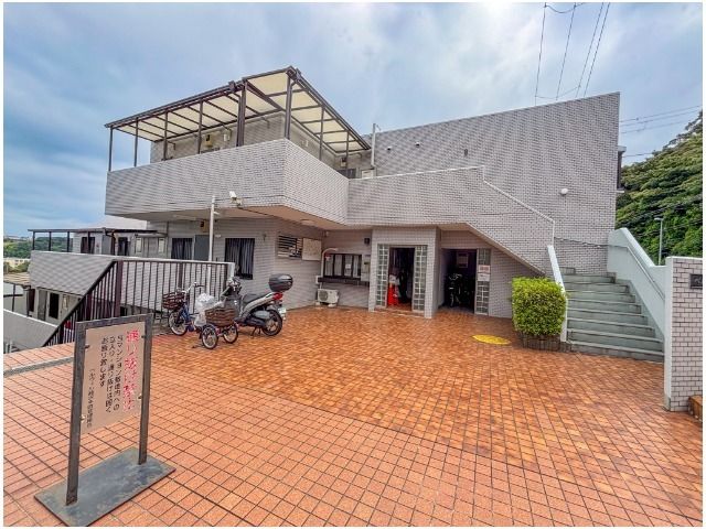 Renovated 2LDK Apartment in Fujisawa Honcho, Kanagawa - Thumbnail 3