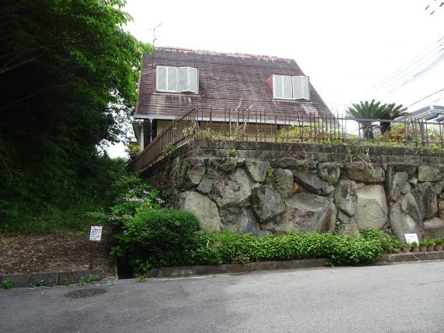 Land for Sale in Kawanishi Seiwadai West - 188.22 sqm Flat Corner Lot - Thumbnail 4