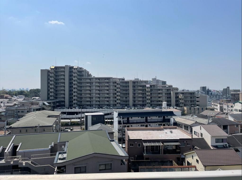 2LDK Apartment in Toyonaka with Balcony Near Hattori Park - Thumbnail 3