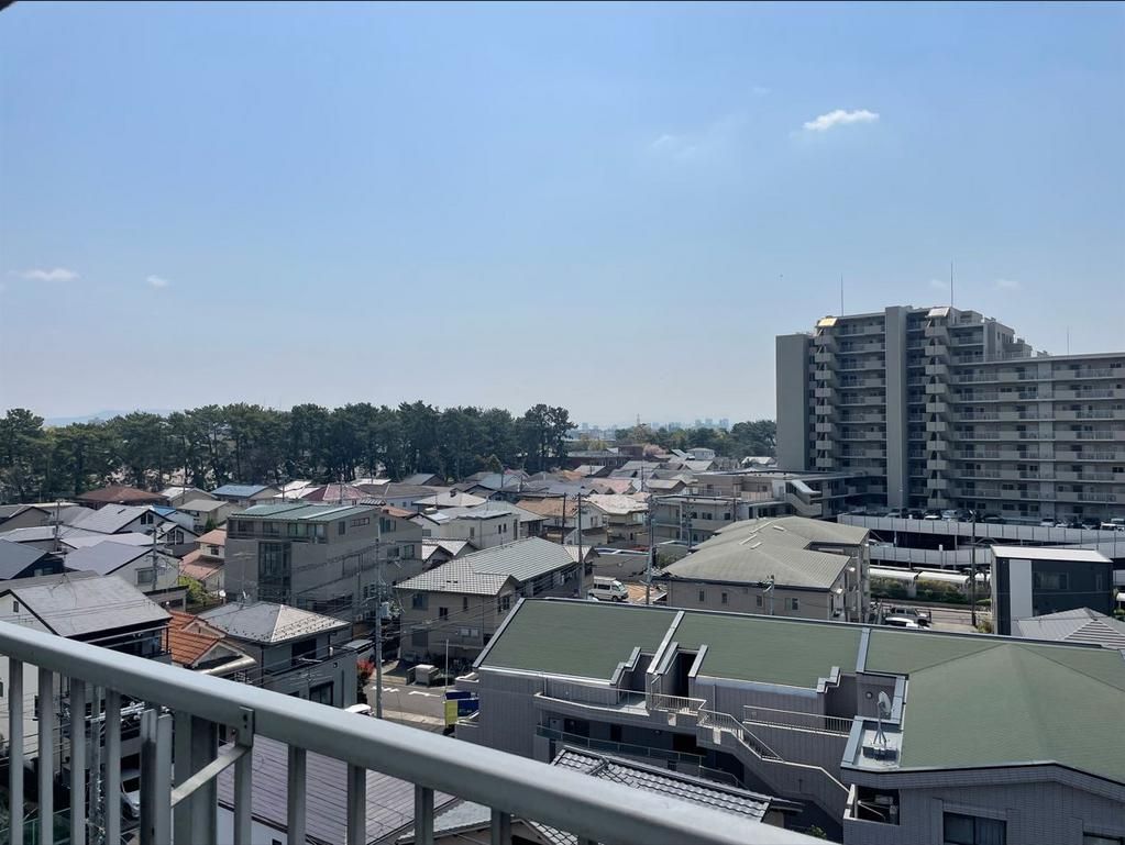 2LDK Apartment in Toyonaka with Balcony Near Hattori Park - Thumbnail 4