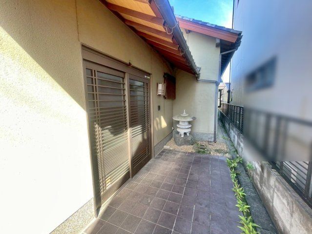 Land for Sale in Kameoka, Kyoto with 1995 Wooden House - Thumbnail 4