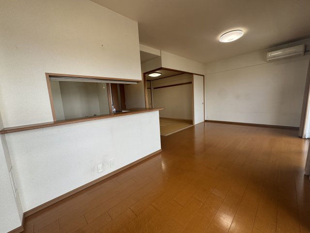 4SLDK Apartment in Nishinomiya with Panoramic Views - Thumbnail 4
