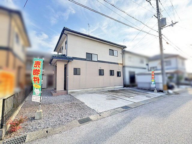 3LDK House for Sale in Nagahama, Shiga | 96.84 sqm - Thumbnail 2