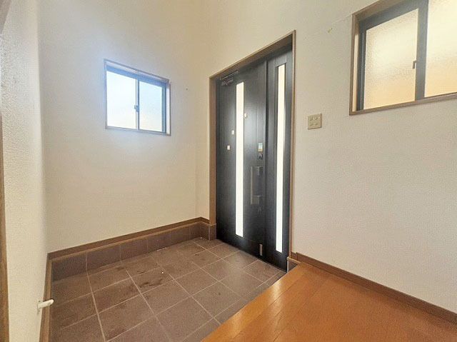 3LDK House for Sale in Nagahama, Shiga | 96.84 sqm - Thumbnail 4
