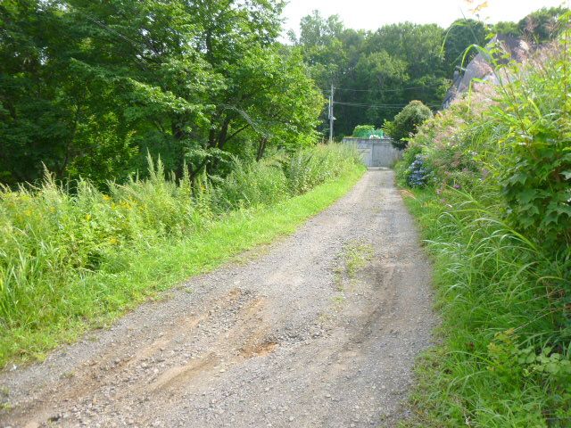 100 Tsubo Land for Sale in Quiet Otaru Residential Area - Thumbnail 2