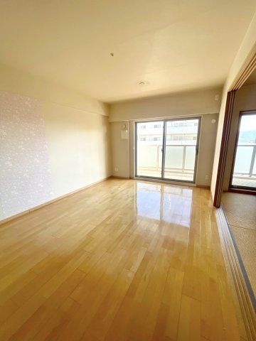 Morito Osaka Westville 3LDK Apartment for Sale in Tsurumi-ku, Osaka - Thumbnail 3