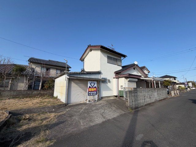 Land for Sale with Old House in Miyakonojo City, Miyazaki - Thumbnail 2