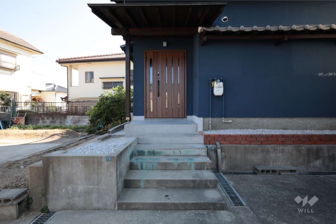 Renovated 2LDK House in Takarazuka with Parking | 38M Yen - Thumbnail 4