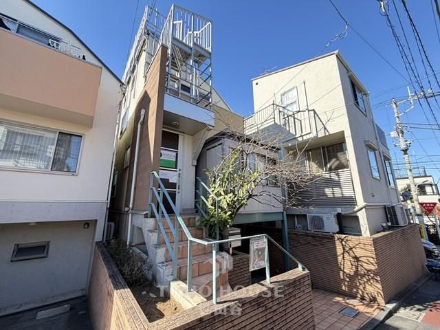 3LDK House for Sale in Quiet Ota-ku Residential Area - Thumbnail 2